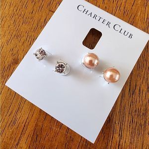 Bundle Lot Pearl and rhinestone earrings Plus sparkly rhinestone + gold bracelet